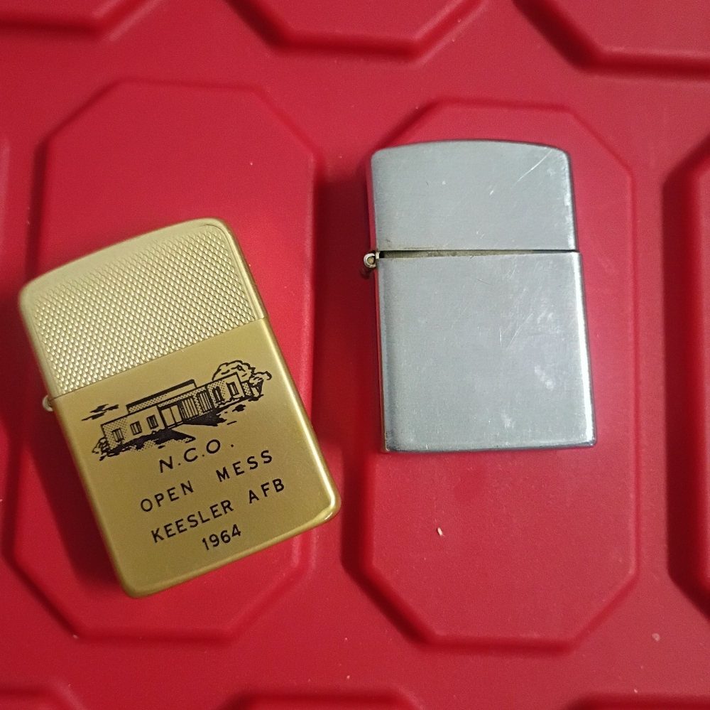 PREOWNED 2 Vintage Lighters